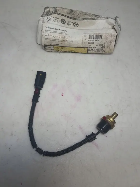 Sensor OEM 070919501D para VW T5 - Peça OE usada image 2
