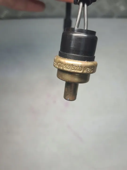 Sensor OEM 070919501D para VW T5 - Peça OE usada image 5