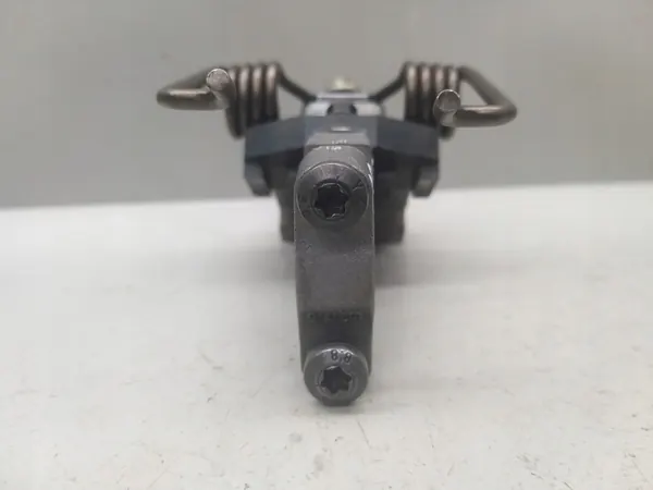 OEM 8665774 Pont Arrêt Coussinet pour 1.6 THP image 5
