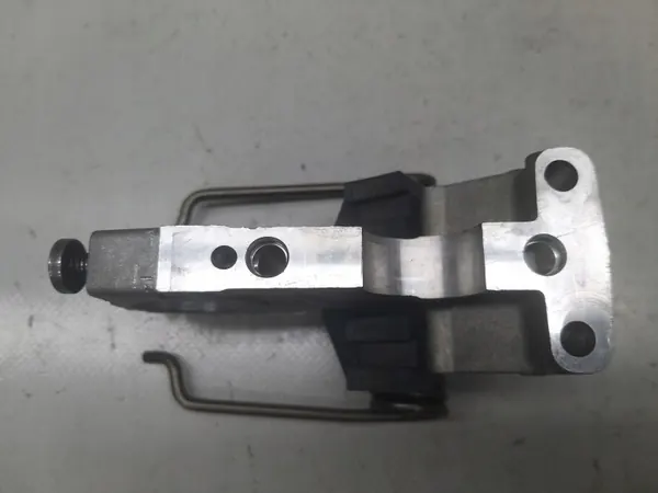 OEM 8665774 Pont Arrêt Coussinet pour 1.6 THP image 8