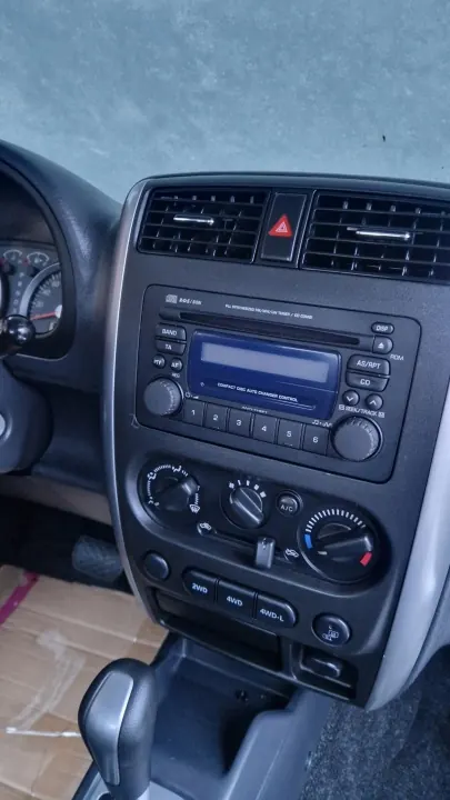 Suzuki Jimny Radion Kehys OEM RAMKA 2005R > image 5