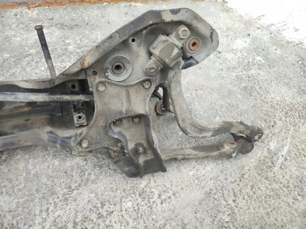 Peça usada OEM 445780 para Brilliance BS6 2.0 Sedã image 3