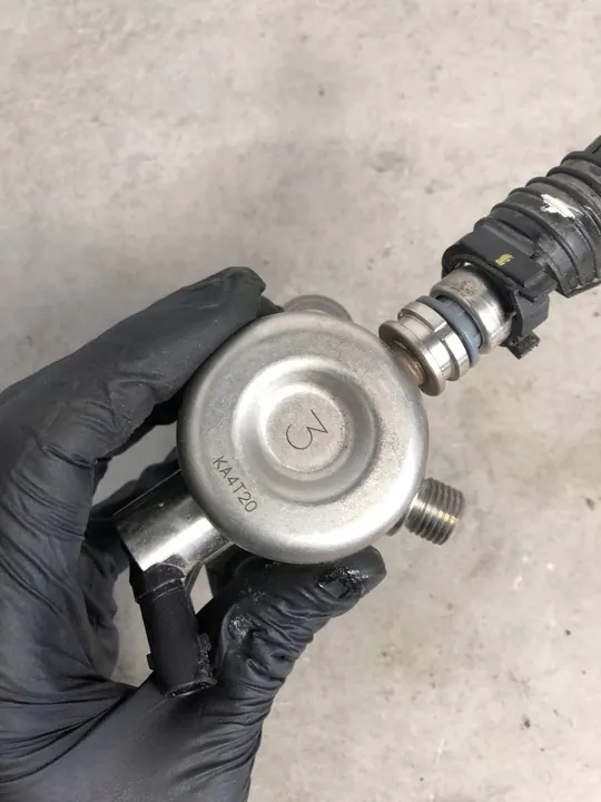 Bomba de combustível de alta pressão Hyundai Ioniq 2018 OEM 3532003AA0 image 3