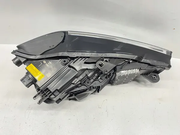 Farol dianteiro esquerdo Matrix Laser Full LED Audi A7 S7 2018- image 4