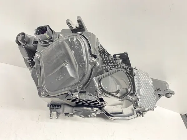 Farol dianteiro esquerdo Matrix Laser Full LED Audi A7 S7 2018- image 7