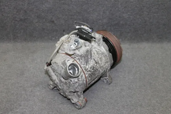 BMW F20 F30 F10 2.0D N47 - Compressore AC - 9225703 image 4