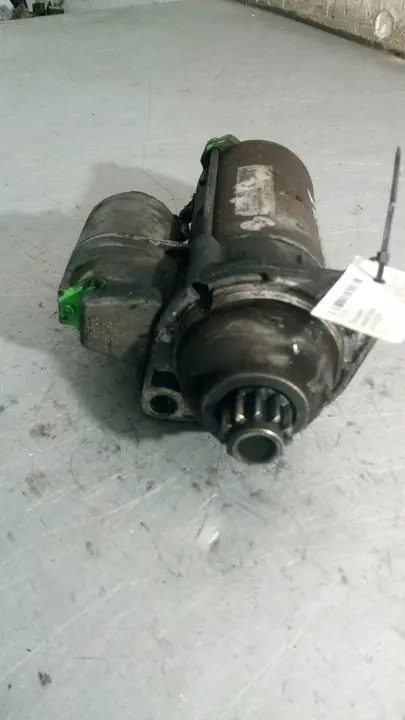 Motor de arranque Skoda Octavia I 1.9TDI OEM 037903025F image 2