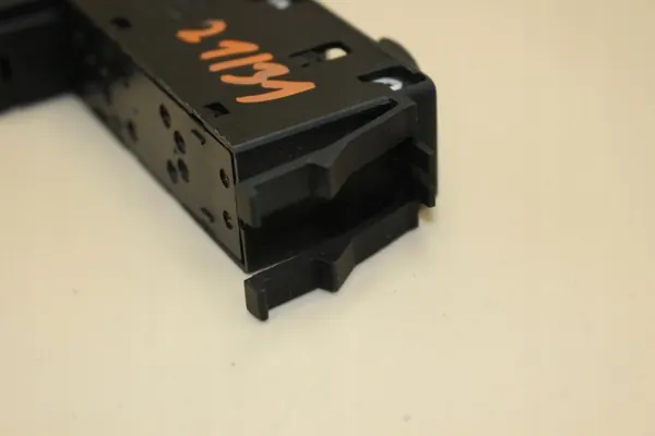 Linker dakraam schakelaar BMW E46 Cabrio image 3