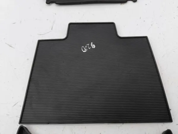 Ford Galaxy 2017 Handskfacksmatta OEM EM2BR044106AAW image 6