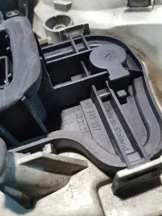 VW GOLF V Vänster Bakljus 1K6945095E image 5