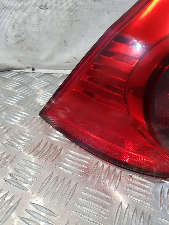 VW GOLF V Vänster Bakljus 1K6945095E image 7