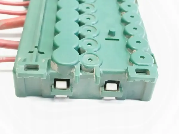 BMW 5 E39 2001 Chicote de fiação positivo OEM 8387541 image 5