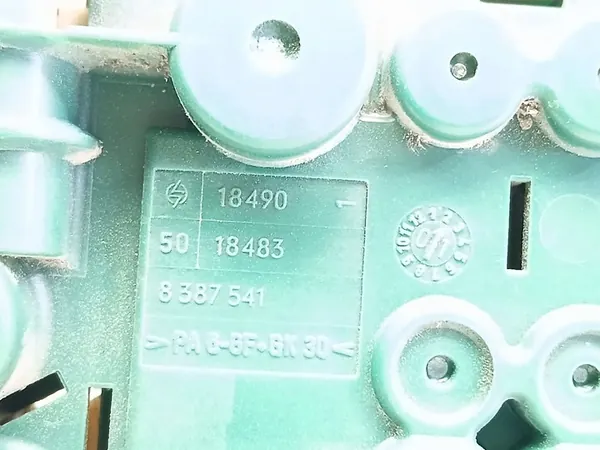 BMW 5 E39 2001 Chicote de fiação positivo OEM 8387541 image 7