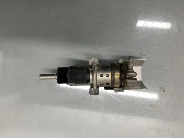 Inyector AdBlue OEM 9813930180 para Citroen C5 Aircross image 3