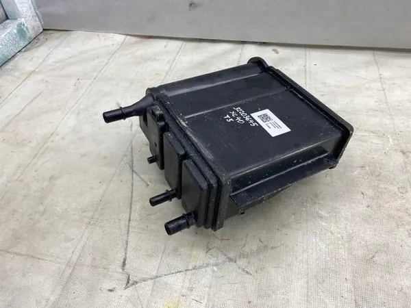 Volvo XC40 T5 Koolstoffilter OEM 32203645 image 5