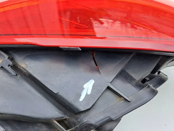 Luz trasera izquierda Valeo 265550008R image 6