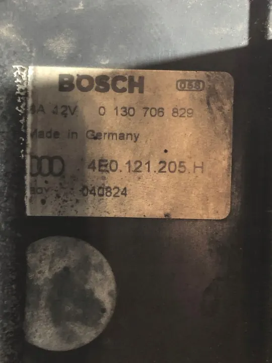 Jäähdytinpuhallin Audi A8 S8 D3 OEM 4E0121205H image 3