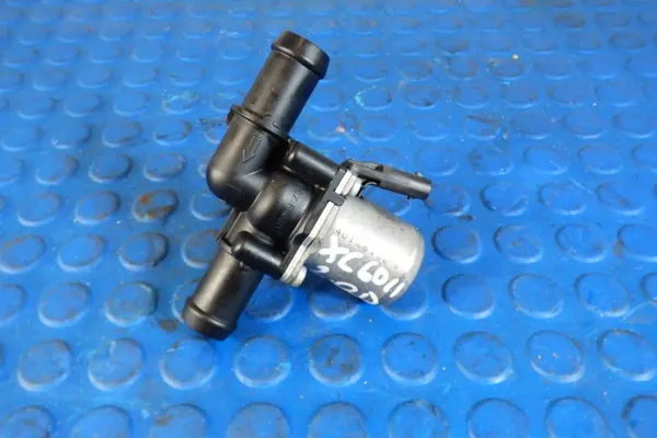 Jäähdytysnesteen venttiili OEM 31657218 Volvo XC60 II 2.0D image 2
