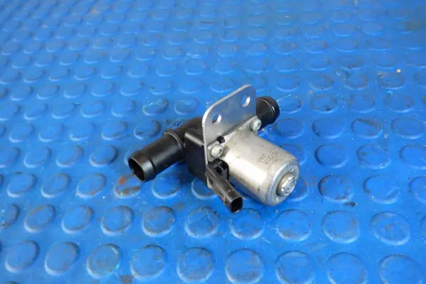 Jäähdytysnesteen venttiili OEM 31657218 Volvo XC60 II 2.0D image 3