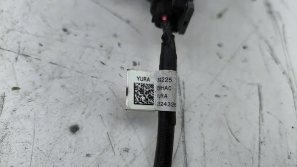 Hyundai Kona II Lämmitysventtiili OEM 2324326057 image 7