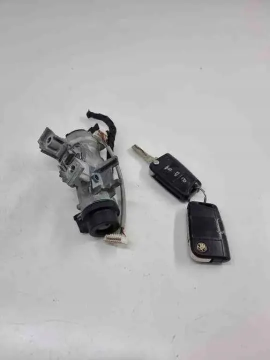 Interruptor de encendido OEM 5Q0905865 Skoda Octavia III image 2