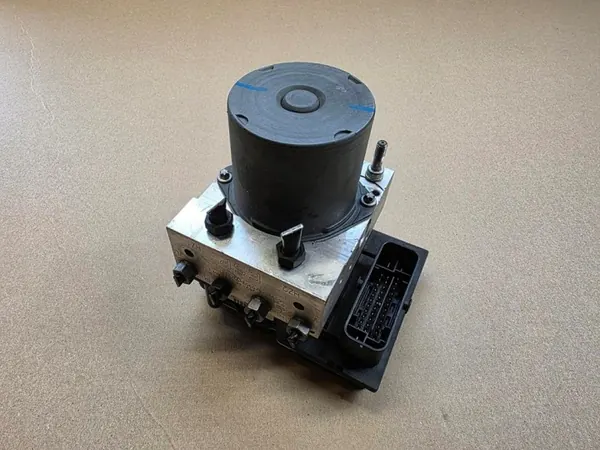 Pompe ABS OEM 4F0910517L pour Audi A6 C6 Quattro image 2