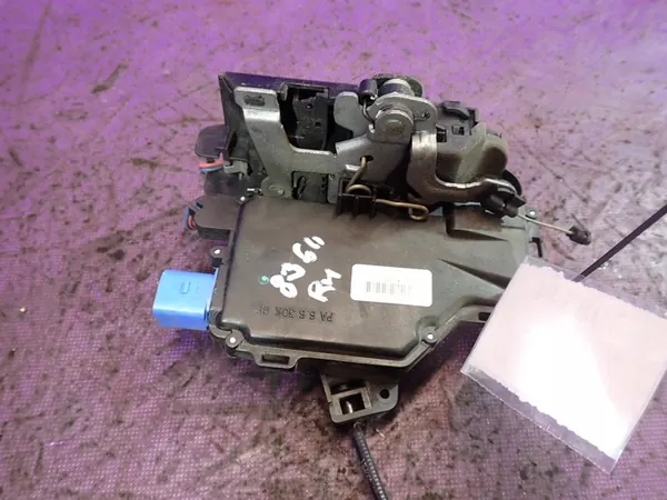 Rechts Heckschloss Skoda Fabia II 5D 6 Pins 5J0839016 image 2