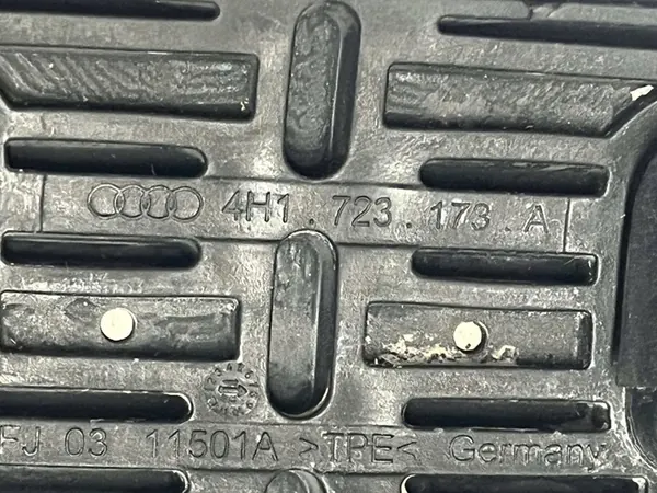 Bremspedalabdeckung Audi A4 A5 A6 A7 A8 Q5 RS6 RS7 4H1723173A image 3