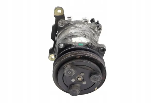Compressor Iveco usado OEM 102125 image 6