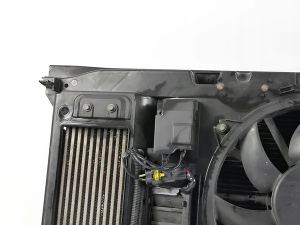 Rinforzo anteriore radiatore Peugeot 3008 I image 3