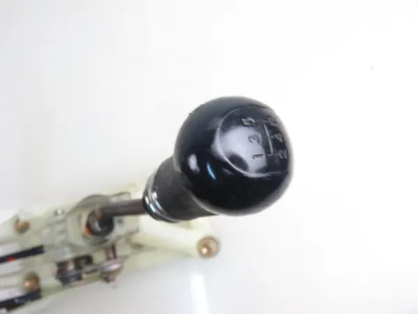 Alavanca de Câmbio Toyota Avensis Verso M1039658 image 9