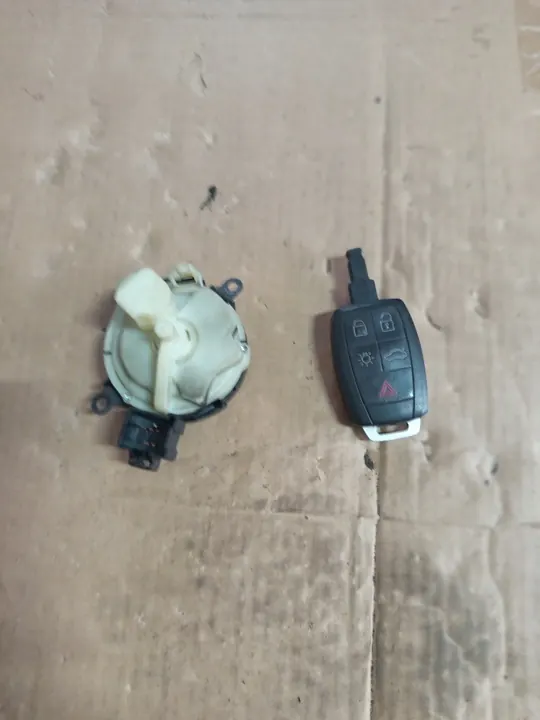 Sytytyskytkin Volvo C30 V50 S40 II OE 31300585 image 2