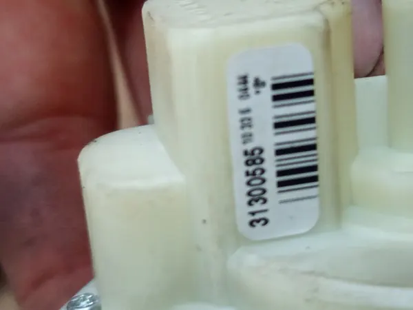 Sytytyskytkin Volvo C30 V50 S40 II OE 31300585 image 3