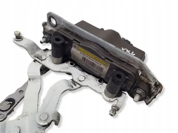 Höger motorhuveskarv OEM 19033900026AA Mercedes W212 image 3