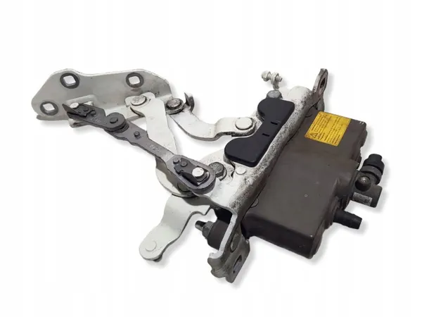Höger motorhuveskarv OEM 19033900026AA Mercedes W212 image 5