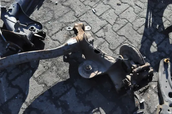 Opel OE achterasbalk OEM 273269 voor Mokka I image 6