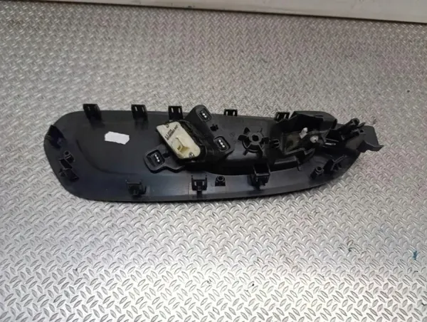 Tirador interior delantero izquierdo OEM 345678910 image 4