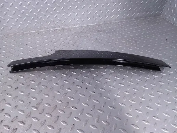 BMW X6 G06 bakrutslist vänster OEM 7446211 image 4
