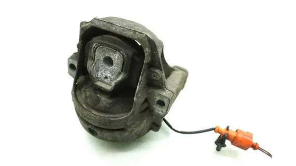 Audi A5 8T Motorfäste OEM 8R0199381 - Begagnad image 2