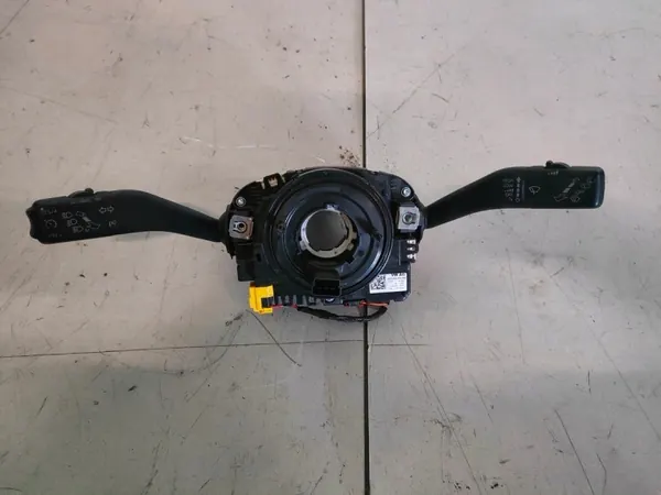VW TIGUAN 2015 Aro Volante OEM 5K0953521 image 2