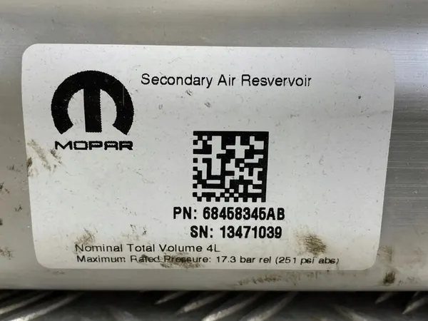 Réservoir de suspension pneumatique Jeep Grand Cherokee WL 2022 68458345AB image 2