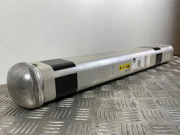 Réservoir de suspension pneumatique Jeep Grand Cherokee WL 2022 68458345AB image 5