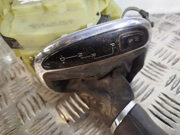 Levier de vitesse Mercedes-Benz C W203 OEM 1839114000 image 4