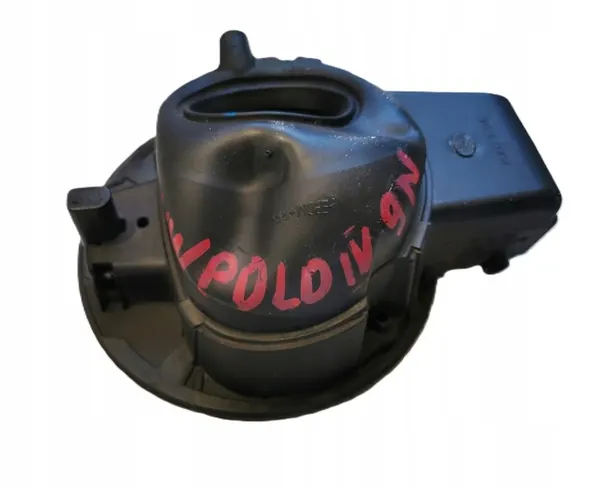 VOLKSWAGEN POLO 9N IV BRÄNSLELOCK 6Q6809857E image 3