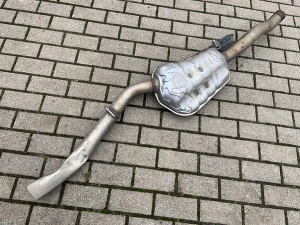 Audi Q5 Avgasdämpare OEM 80A253411L - Begagnad image 4