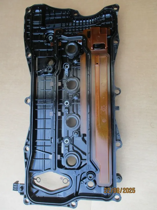 TOYOTA RAV 4 2.5HYB 20R couvercle de soupape MPN image 2