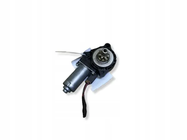 Mercedes-Benz GLC Sitzmotor OEM C37013101 image 2