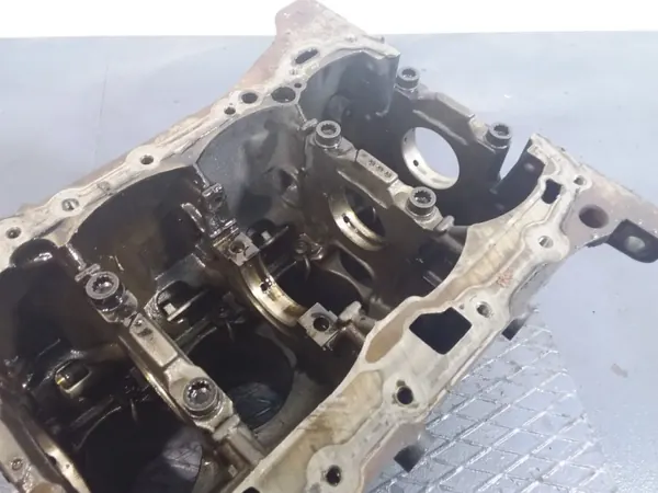 AUDI A4 B8 1.8 TFSI Motorblock OEM 06H103021L image 10