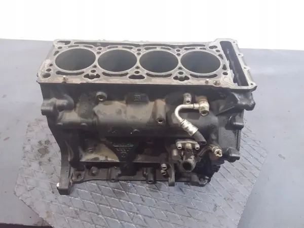 AUDI A4 B8 1.8 TFSI Motorblock OEM 06H103021L image 4