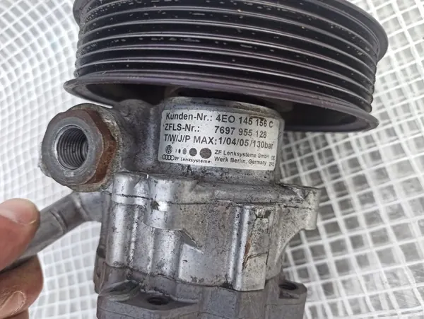Bomba hidráulica Audi OE 4E0145156C image 5
